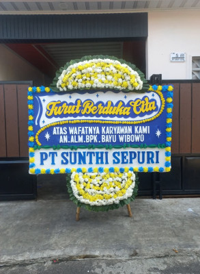 Papan Bunga Duka di Karusen Janang