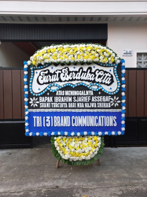 Papan Bunga Duka di Karusen Janang
